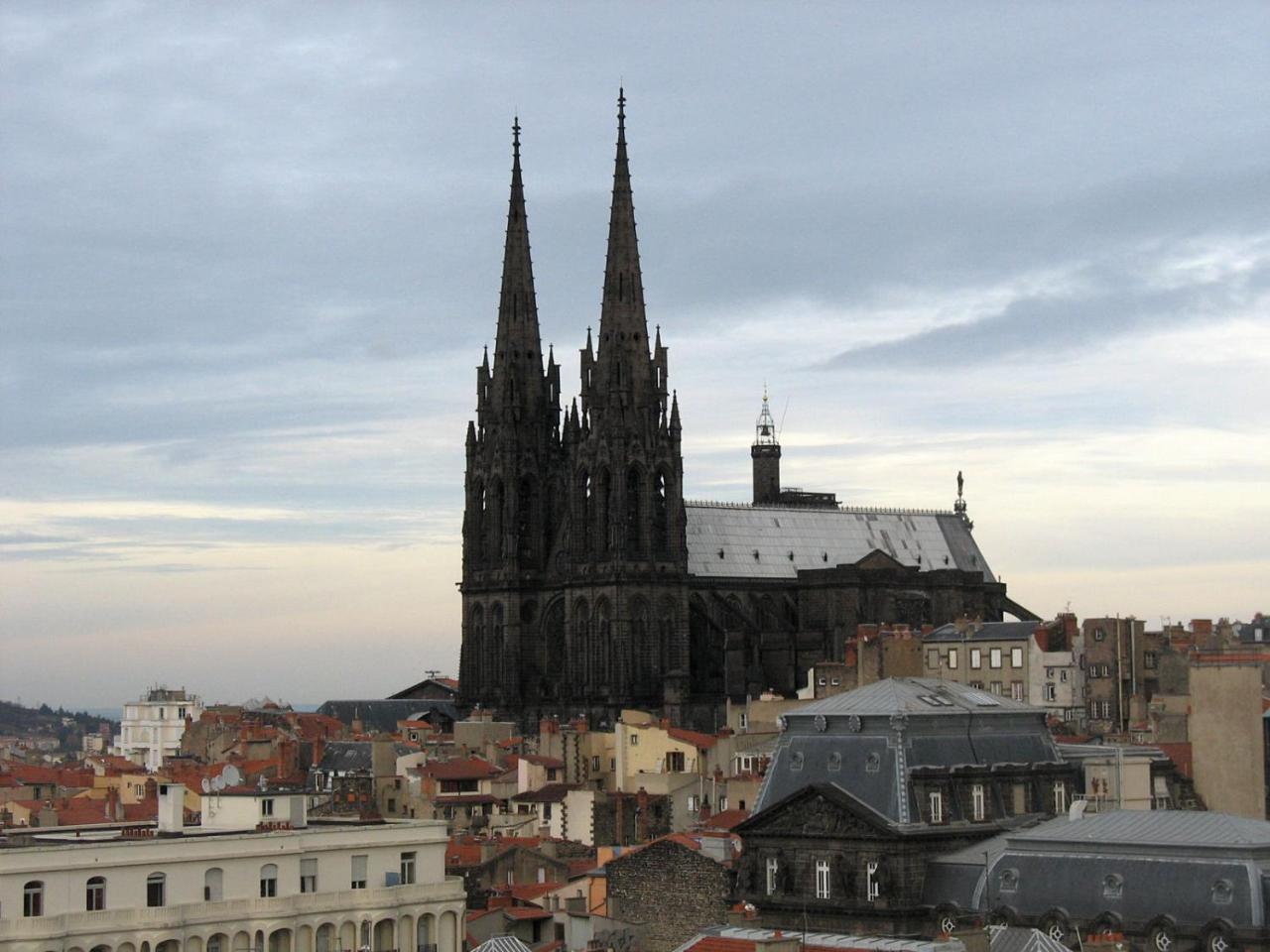 Artyster Clermont-Ferrand Hotel Exterior foto